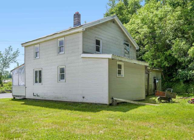 Property at 104 River St, Barre City, VT 05641, 2 beds, 1 bath