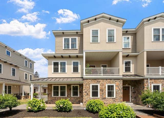Property at 5 Milano Way #5, Salem, NH 03079, 2 beds, 2.5 baths
