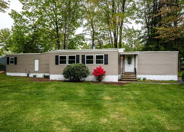 Property at 20 S Blueberry Ln, Rochester, NH 03867, 2 beds, 1.5 baths