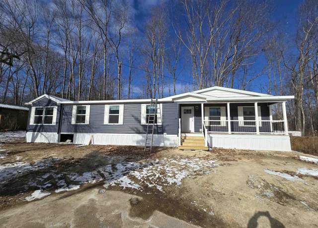Property at 52 Pumpkin Hollow Rd, Barrington, NH 03825, 3 beds, 2 baths