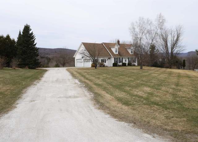 Property at 148 Memphremagog Vws, Newport City, VT 05855, 3 beds, 1.5 baths