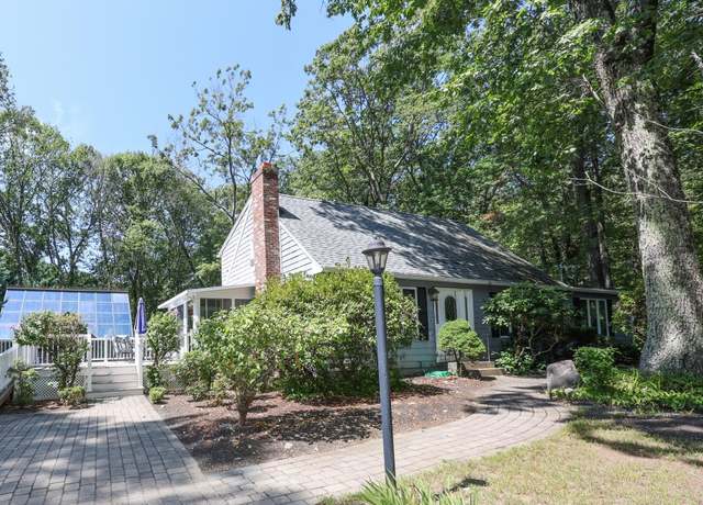 Property at 13 Clydesdale Ave, Pelham, NH 03076, 3 beds, 2 baths