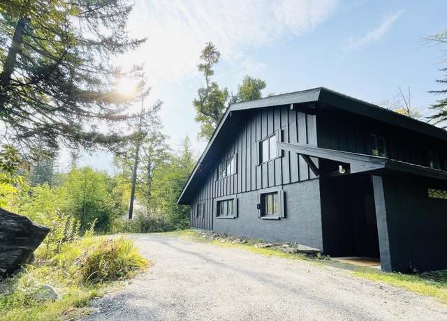 Property at 6 Quarter Mile Rd, Winhall, VT 05340, 3 beds, 3 baths