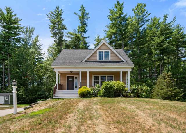 Property at 13 Winslow Dr, Exeter, NH 03833, 3 beds, 2.5 baths