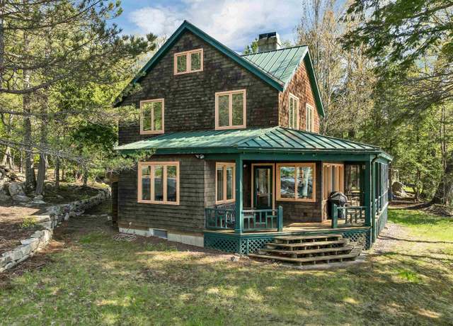 Property at 497 W Shore Rd, Hebron, NH 03241, 4 beds, 3.5 baths