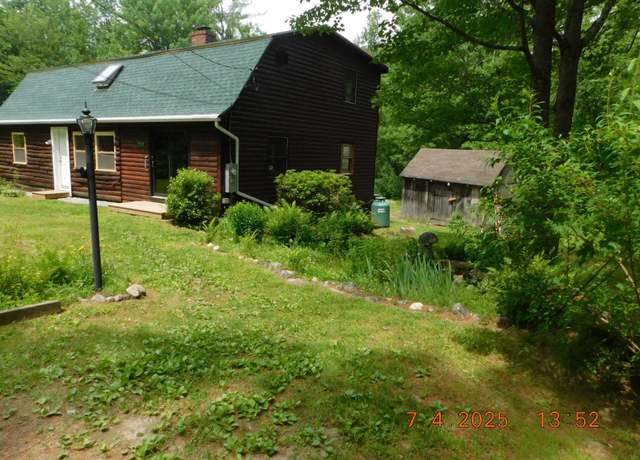 Property at 19 Bennett Rd, Wolfeboro, NH 03894, 3 beds, 2 baths