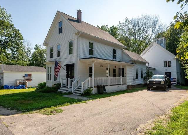 Property at 11 Berry Ct, Farmington, NH 03835, 3 beds, 2 baths