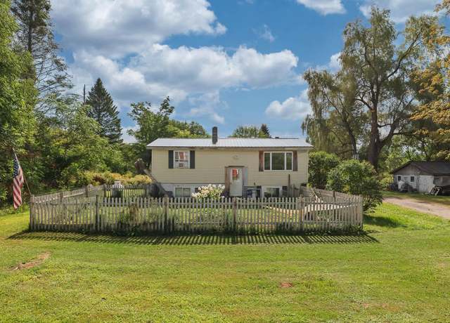 Property at 1179 Stagecoach Rd, Morristown, VT 05661, 2 beds, 1 bath