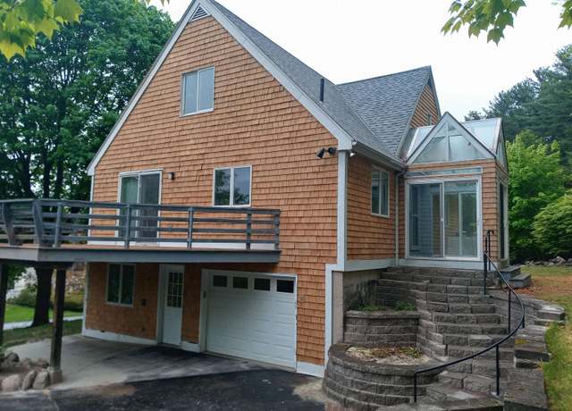 Property at 30 Bolic St, Nashua, NH 03062, 3 beds, 3 baths