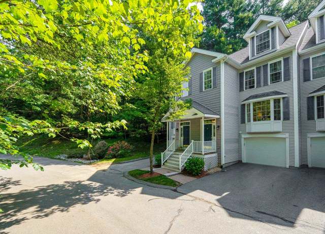 Property at 38 Georgetowne Dr, Nashua, NH 03062, 3 beds, 2.5 baths