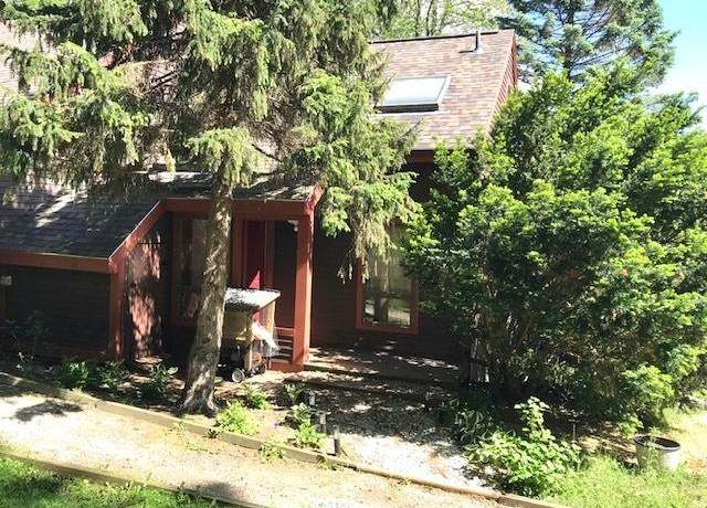 Property at 27 Mountainside Ln #5, Francestown, NH 03043, 2 beds, 1.5 baths