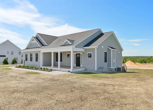 Property at 4 Jack Rabbit Rdg, York, ME 03909, 3 beds, 2.5 baths