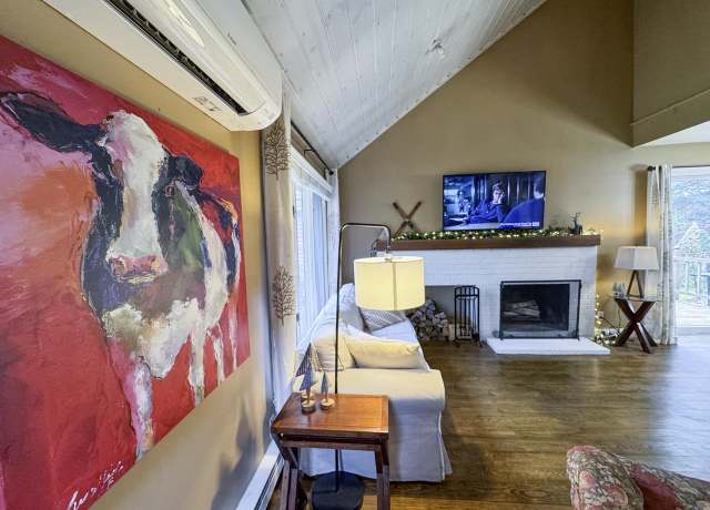 Property at 807 Murphys Rd Unit 7C, Hartford, VT 05059, 3 beds, 2 baths