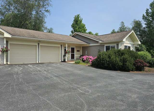 Property at 115 Meadow Run Rd, Williston, VT 05495, 2 beds, 2 baths