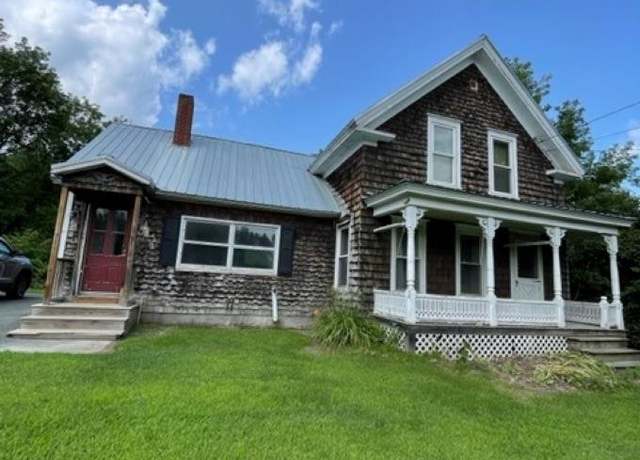 Property at 1957 Memorial Dr, St. Johnsbury, VT 05819, 2 beds, 1 bath