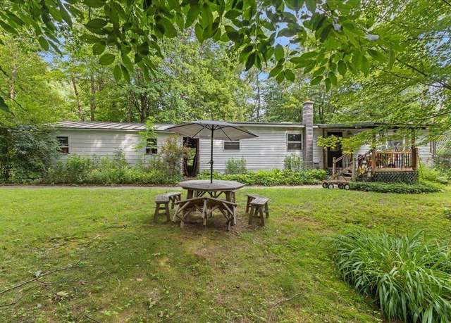 Property at 7 Tarbox Rd, Jericho, VT 05465, 3 beds, 1.5 baths