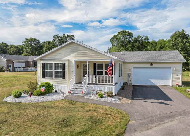 Property at 10 Ashleigh Way, Rochester, NH 03867, 3 beds, 2 baths