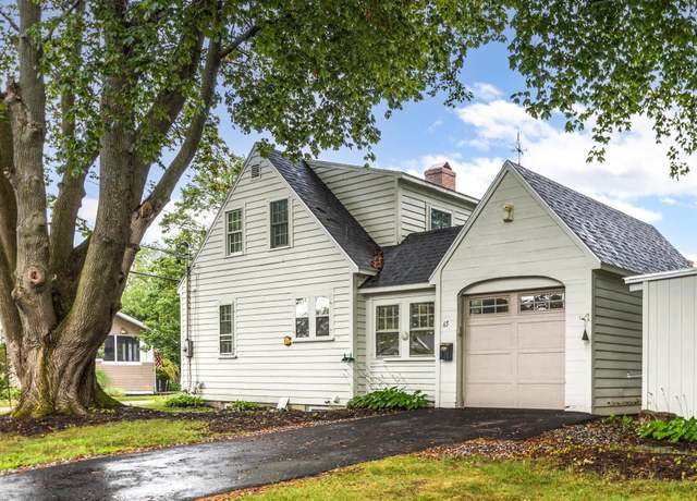 Property at 65 Jones Ave, Portsmouth, NH 03801, 2 beds, 1 bath