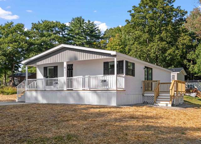 Property at 9 Lakewood Dr, Belmont, NH 03220, 2 beds, 2 baths