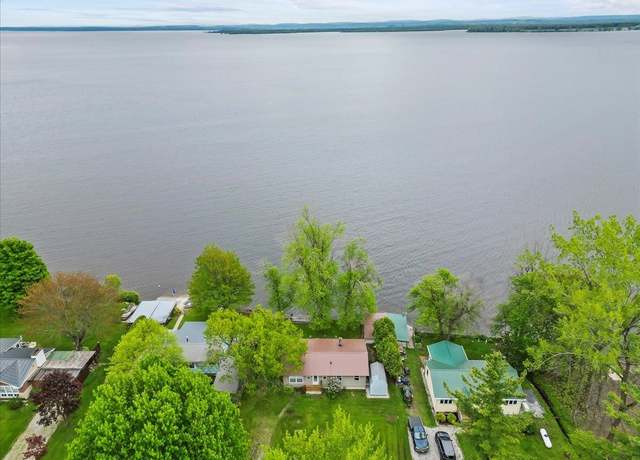 Property at 61 Bourdeau Ln S, Alburgh, VT 05440, 3 beds, 1 bath