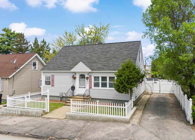 Property at 552 Dix St, Manchester, NH 03103, 4 beds, 1.5 baths