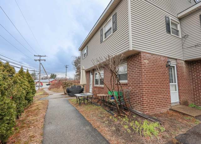 Property at 139 S Main St #1, Laconia, NH 03246, 3 beds, 1.5 baths