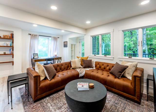 Property at 1221 Baker Turn Rd Unit 1F, Hartford, VT 05059, 3 beds, 2.5 baths