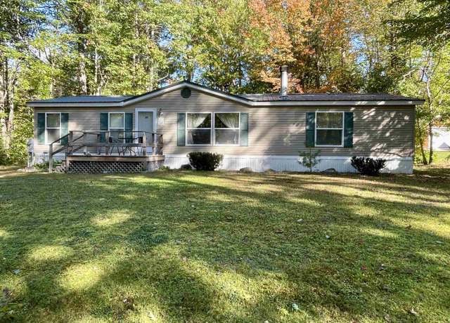Property at 32 Bailey Rd, Effingham, NH 03882, 3 beds, 2 baths