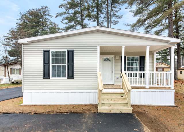Property at 10 Robbins St, Hinsdale, NH 03451, 3 beds, 2 baths