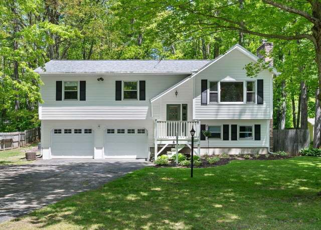 Property at 58 Greenbriar Dr, Essex, VT 05452, 3 beds, 2.5 baths