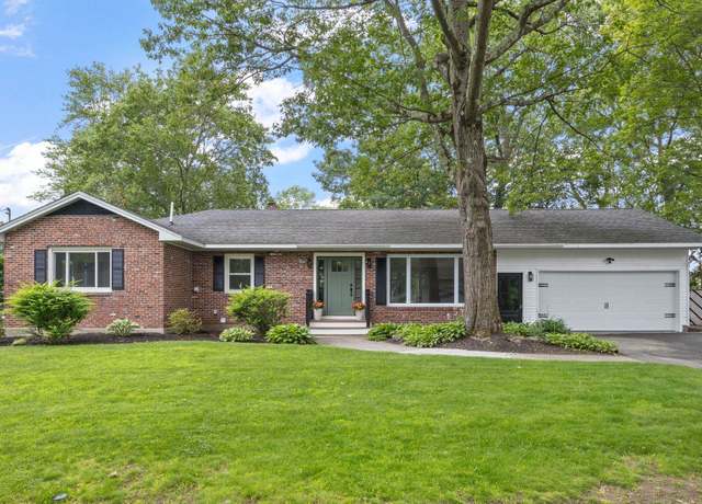 Property at 11 Bond St, Hudson, NH 03051, 5 beds, 3 baths