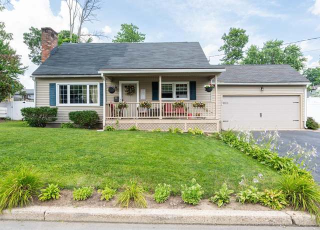 Property at 160 Dave St, Manchester, NH 03104, 3 beds, 1.5 baths