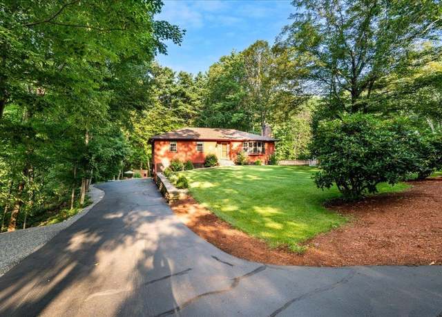 Property at 9 Cole Rd, Derry, NH 03038, 3 beds, 2 baths