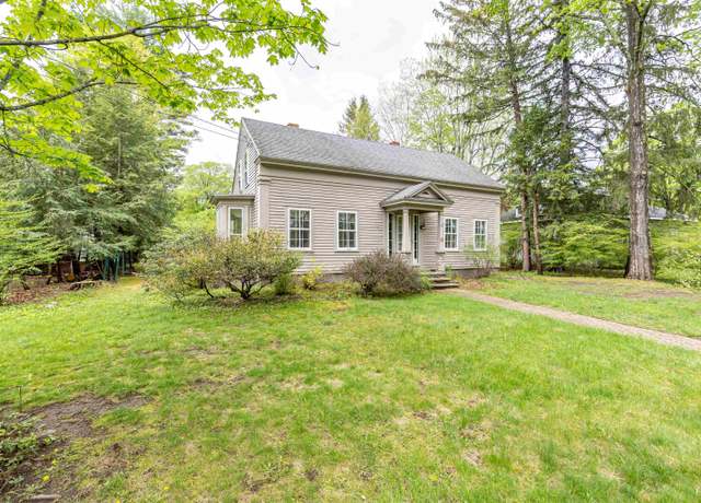 Property at 13 Courthouse Rd, Amherst, NH 03031, 3 beds, 2 baths
