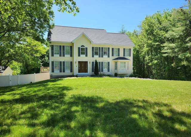 Property at 1 Hamilton Ln, Salem, NH 03079, 4 beds, 2.5 baths