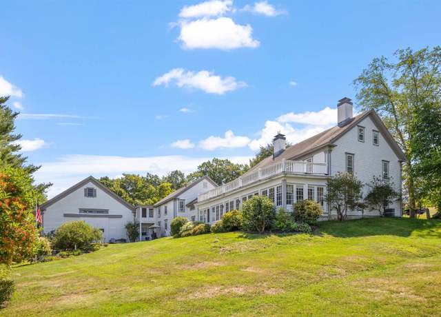 Property at 14 Curtis Rd, Gilford, NH 03249, 5 beds, 4.5 baths
