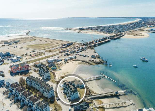 Property at 24 Harbor Rd #3, Hampton, NH 03842, 3 beds, 3.5 baths