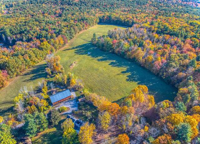 Property at 88 Saunders Rd, Goffstown, NH 03045, 5 beds, 3.5 baths