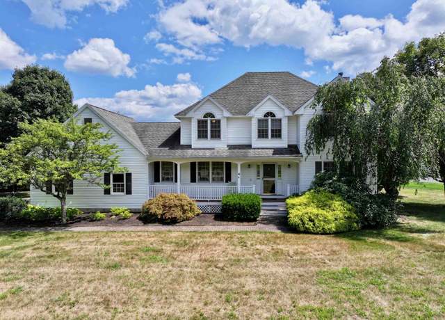 Property at 4 Jennifer Ln, Amherst, NH 03031, 4 beds, 2.5 baths