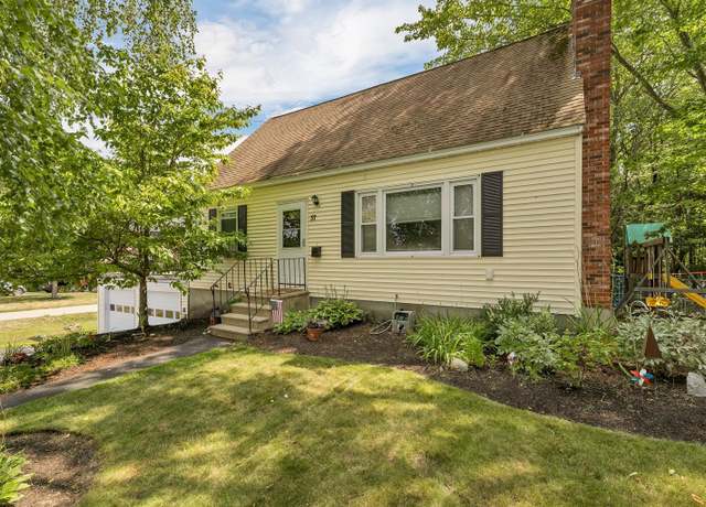 Property at 37 Michael St, Manchester, NH 03104, 4 beds, 2 baths