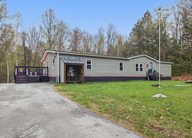 Property at 127 Peasley Rd, Henniker, NH 03242, 4 beds, 2 baths