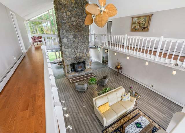 Property at 479 Burpee Hill Rd, Grantham, NH 03753, 3 beds, 2.5 baths