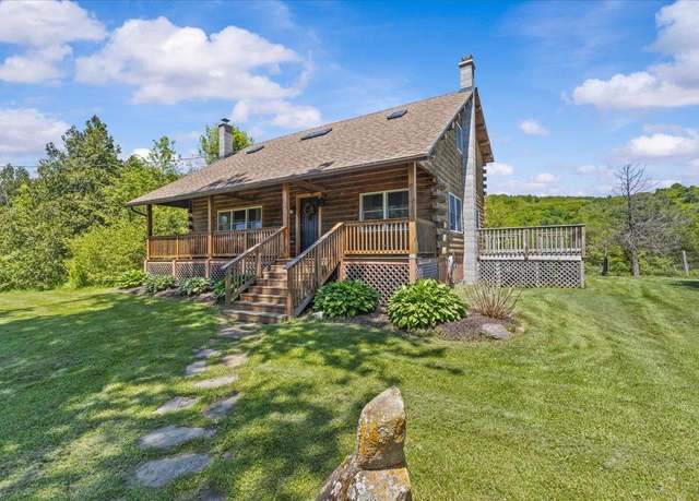 Property at 1015 Lake Rd, Milton, VT 05468, 4 beds, 1.5 baths