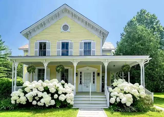 Property at 152 Bonnet St, Manchester, VT 05255, 4 beds, 3.5 baths