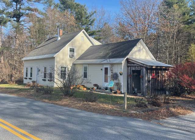 Property at 35 High St, Lyme, NH 03768, 3 beds, 1.5 baths