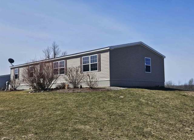 Property at 4 Ruths Dr, Swanton, VT 05488, 3 beds, 2 baths