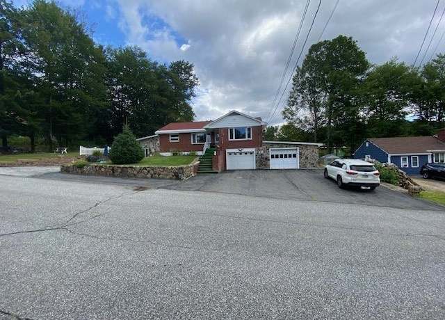 Property at 48 Mansion Hill Rd, Lincoln, NH 03251, 5 beds, 3 baths