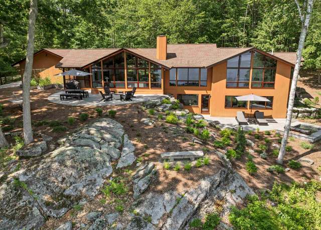Property at 86 Pleasant St, Meredith, NH 03253, 3 beds, 3.5 baths