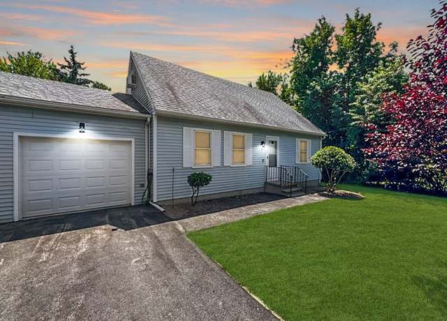 Property at 3 Maple Ridge Rd #3, Seabrook, NH 03874, 3 beds, 2 baths
