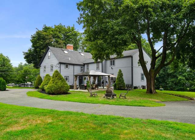 Property at 47 Newton Rd, Plaistow, NH 03865, 4 beds, 4 baths